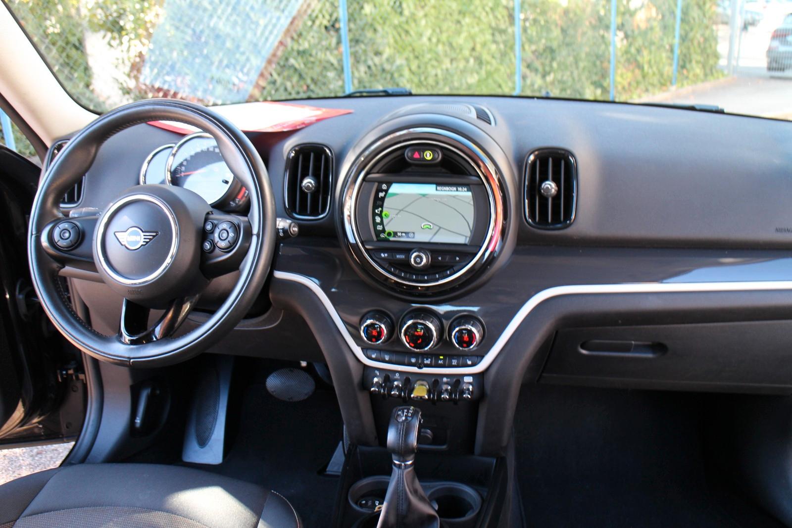 MINI Countryman Cooper SE ALL4/Autom/Nav/PDC/SHZ/Klim