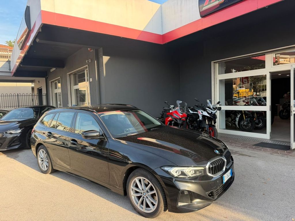 Image of BMW 320