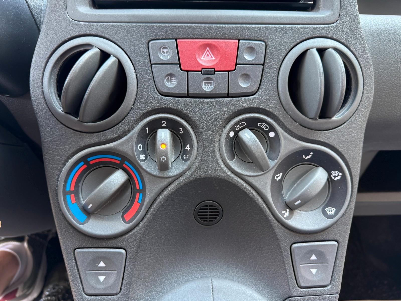Fiat Panda 1.2 8V MyLive+KLIMA+Servo+ABS+e.Paket+ZV