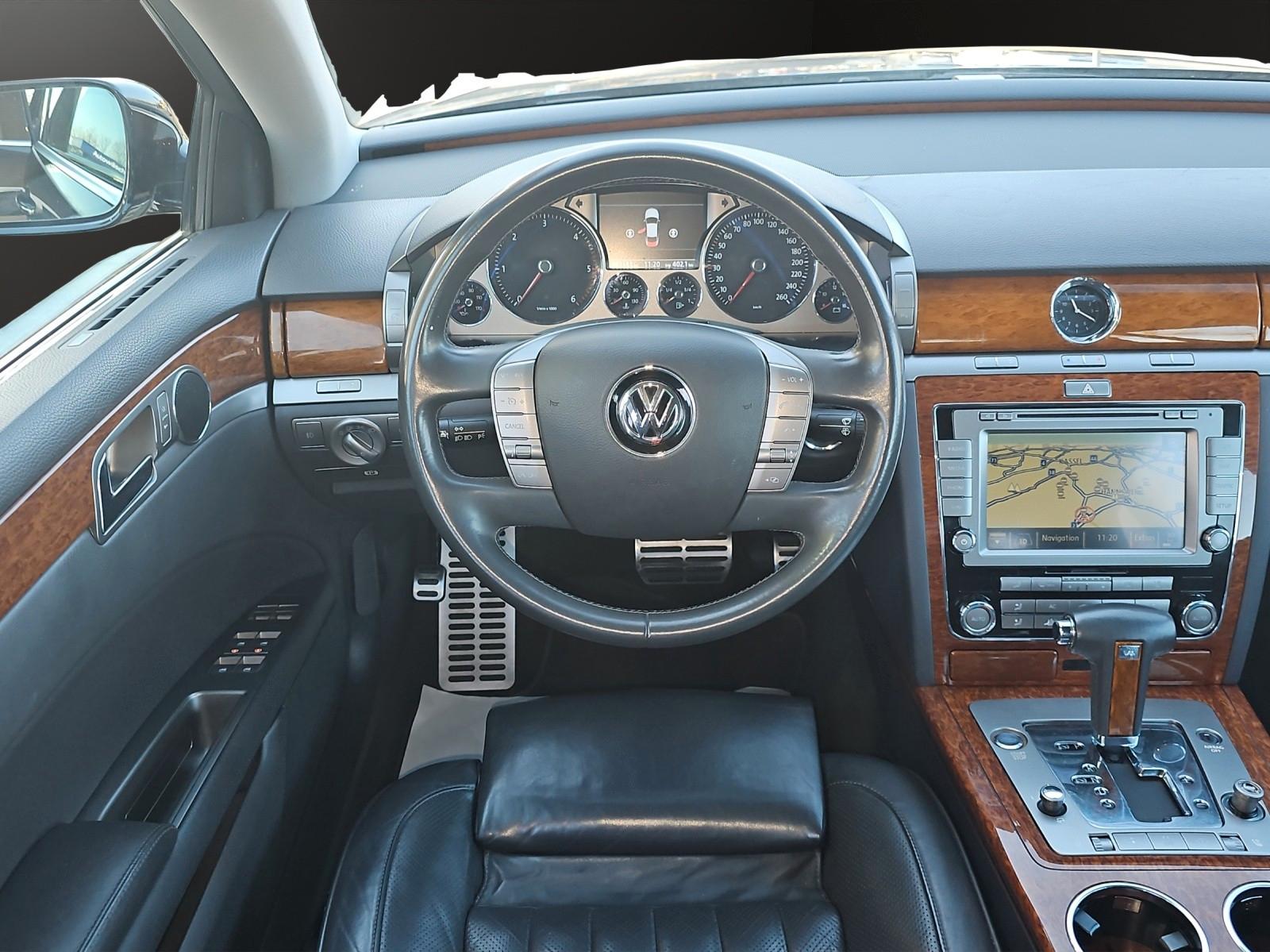 Volkswagen Phaeton V6 3.0 TDI 4MOTION Exclusive+ACC+LED
