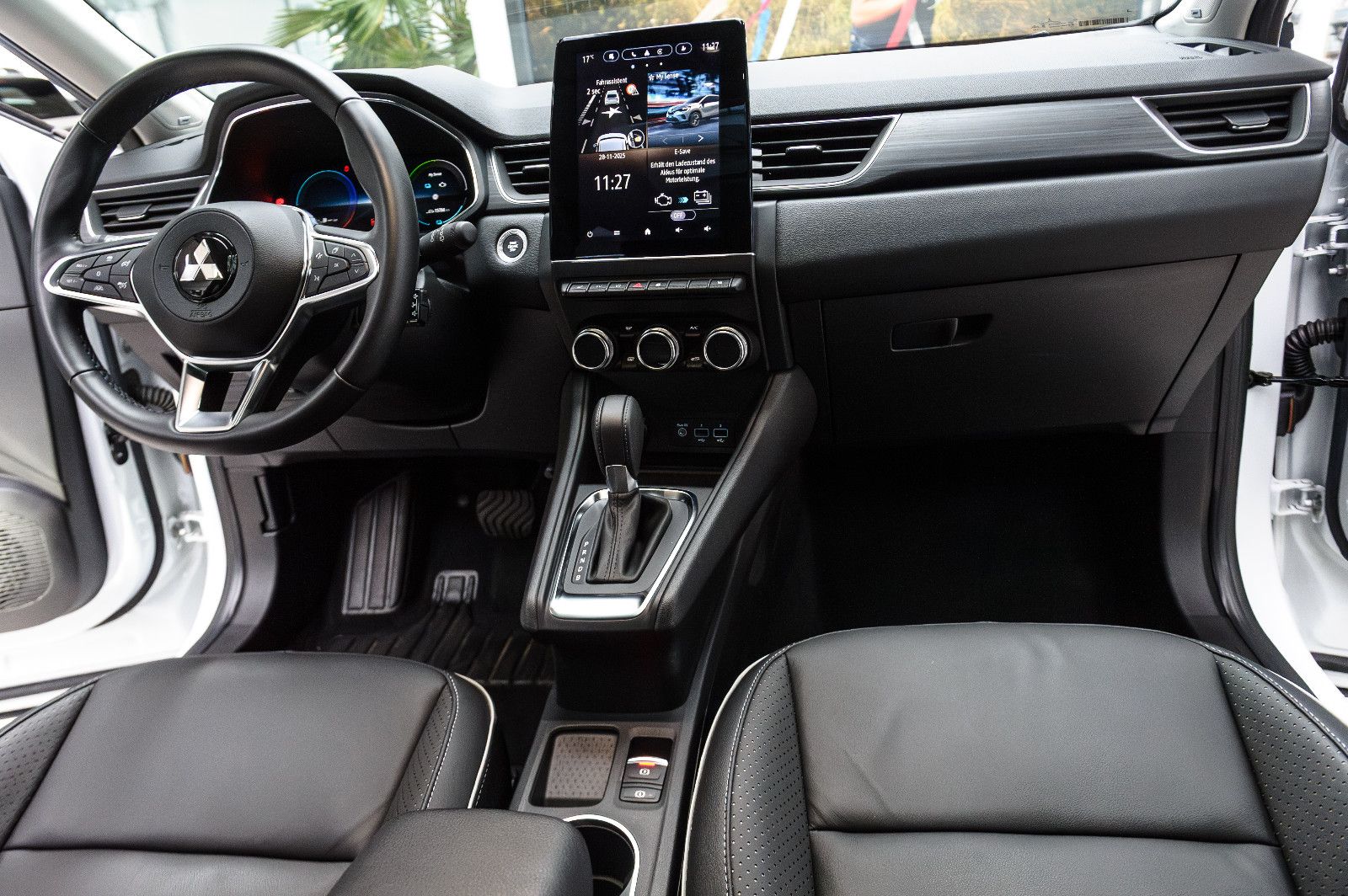 Fahrzeugabbildung Mitsubishi ASX 1.6 Top HEV +LED +Leder +Pano +Bose +Navi