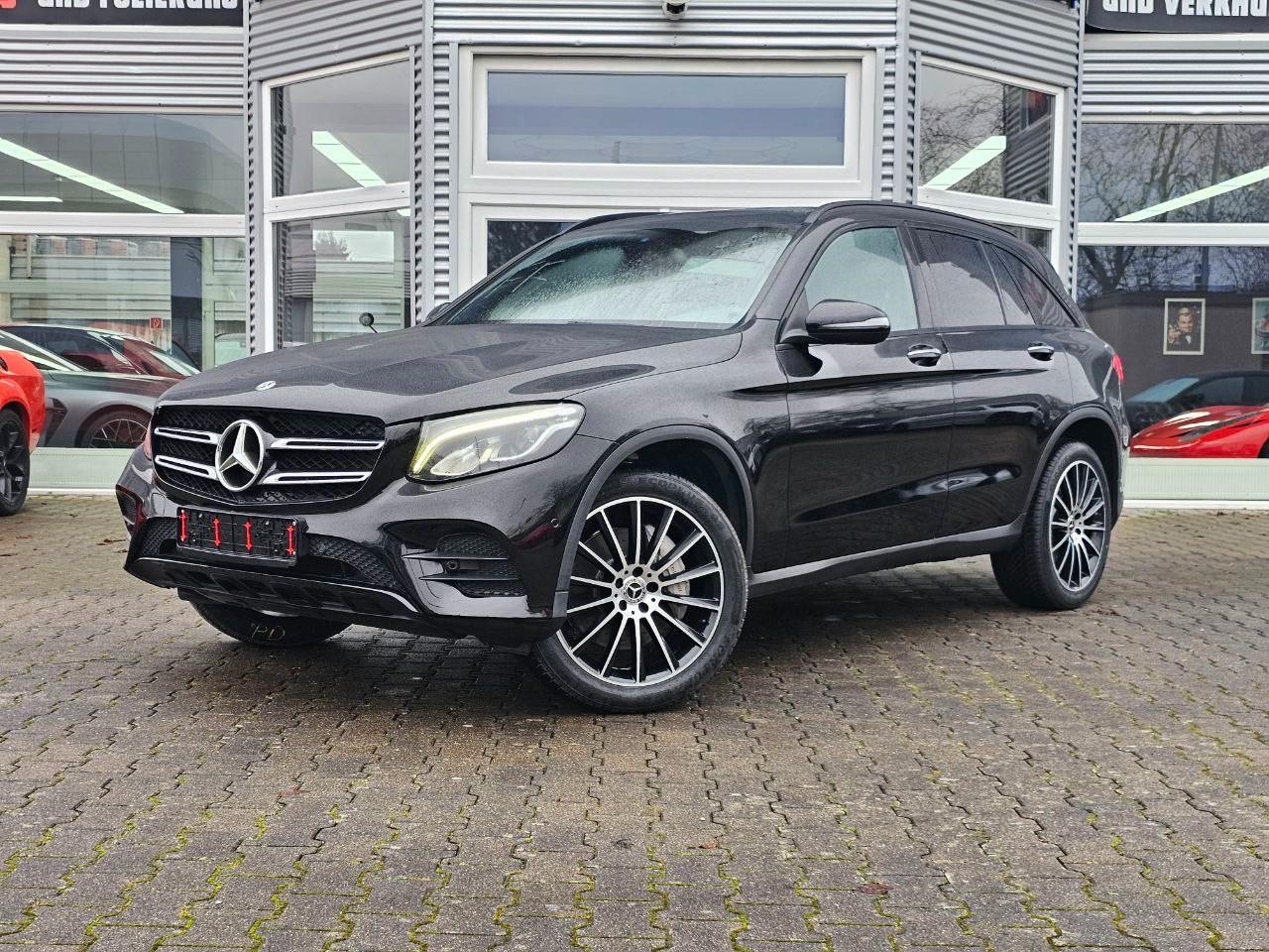 Mercedes-Benz GLC 300 4Matic AMG Keyless Pano LED Kam. Carplay