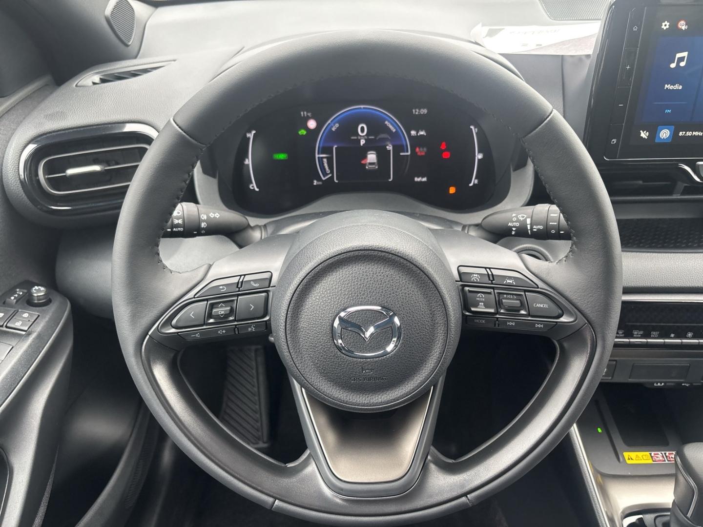 Mazda 2 Hybrid HOMURA LED ACC Apple CarPlay Digitales 