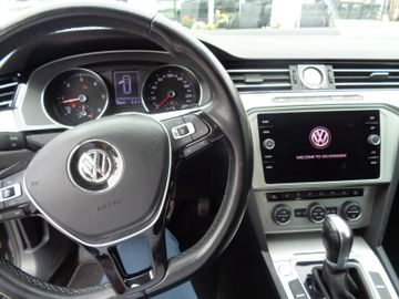 Volkswagen Passat Variant - 12