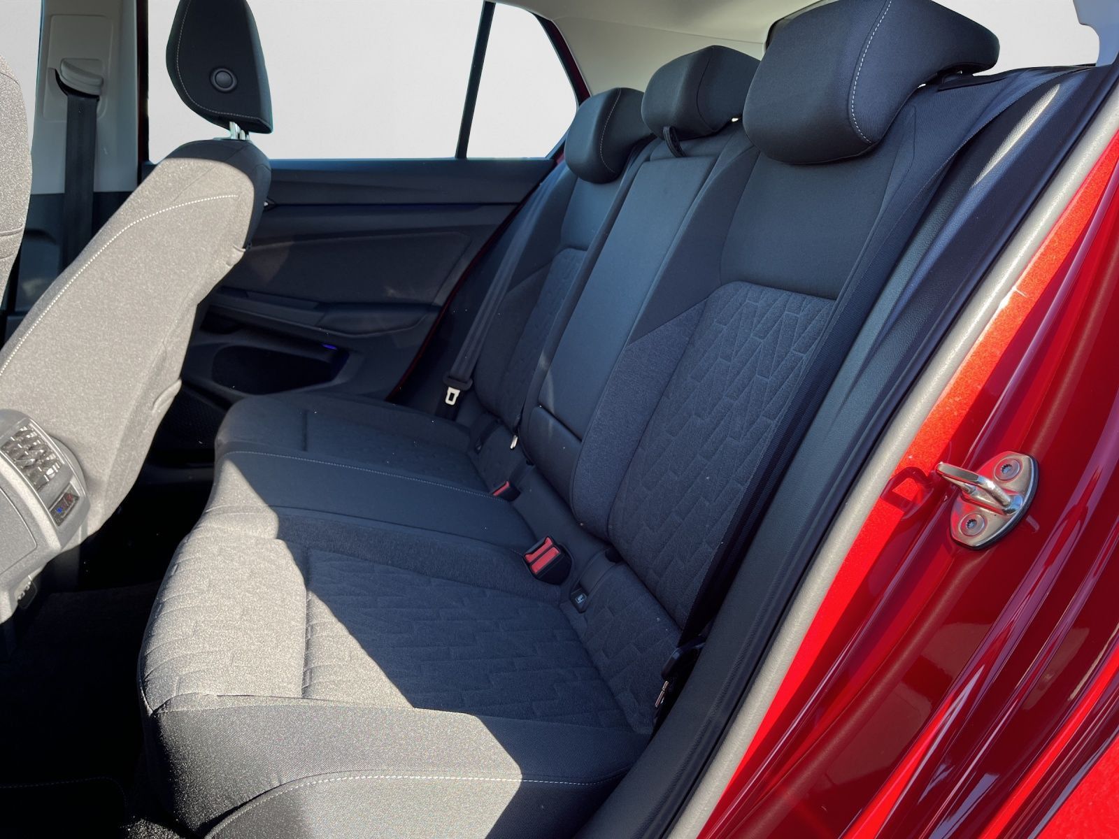 Volkswagen Golf - Bild 14