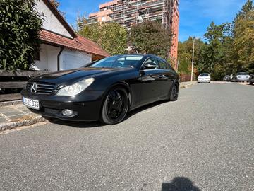 2004 Mercedes-BENZ CLS 照片 2