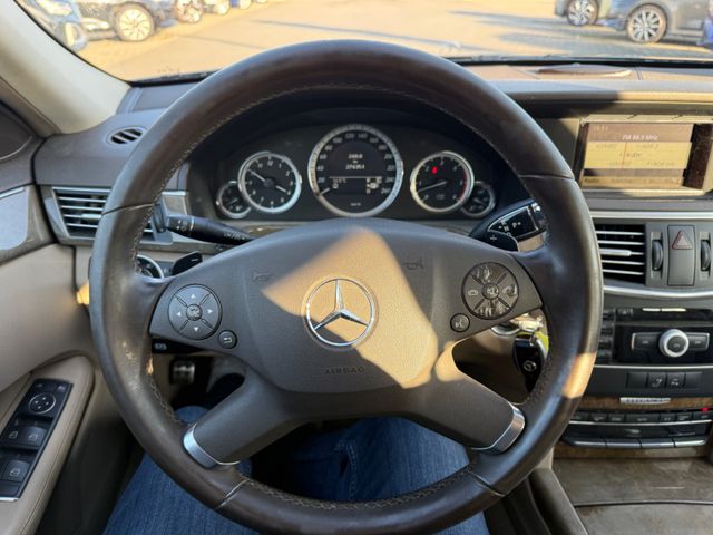 Mercedes-Benz E 300 Limousine CDI BlueEfficiency