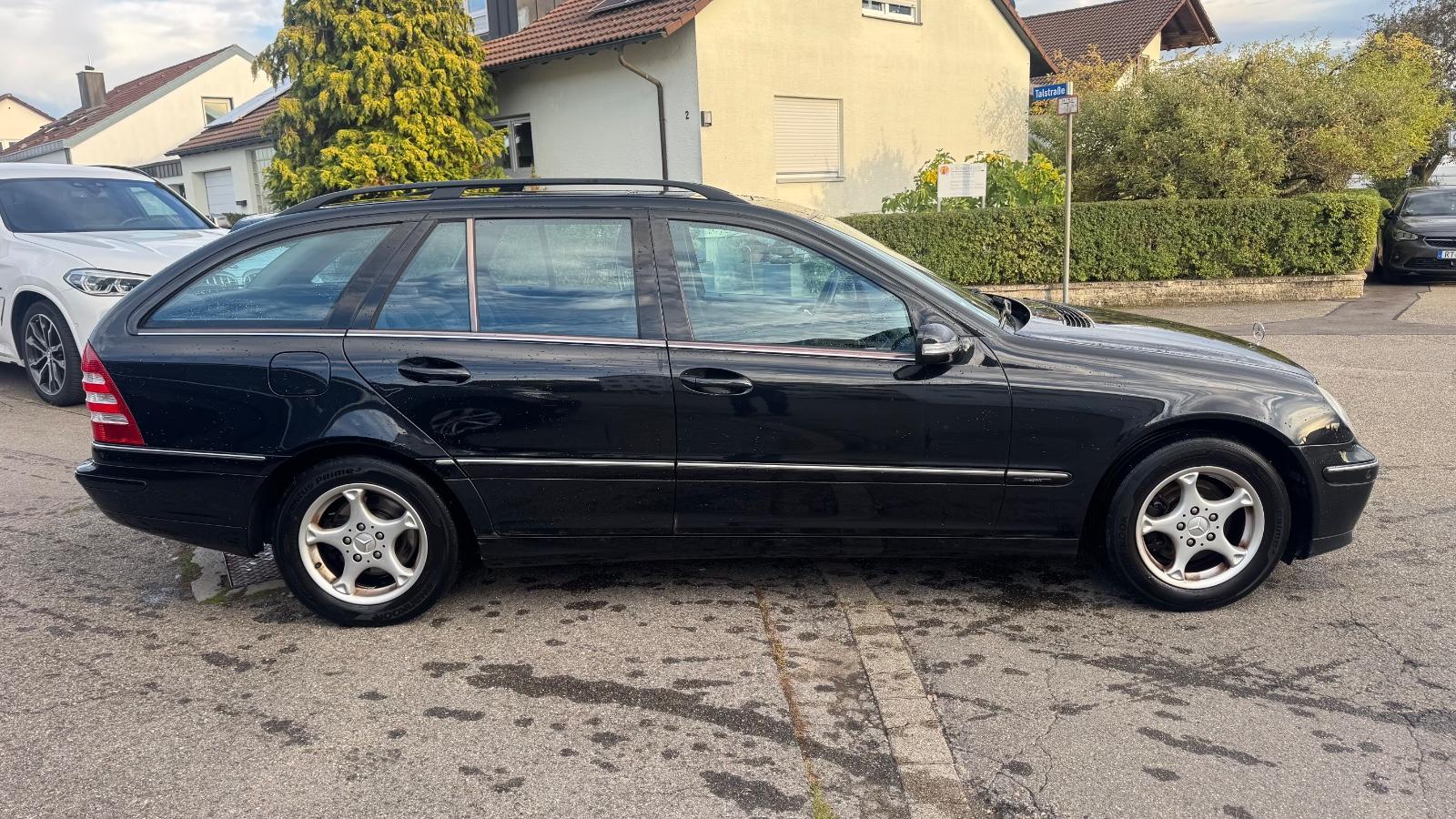 Mercedes-Benz C200 2005 — photo 6