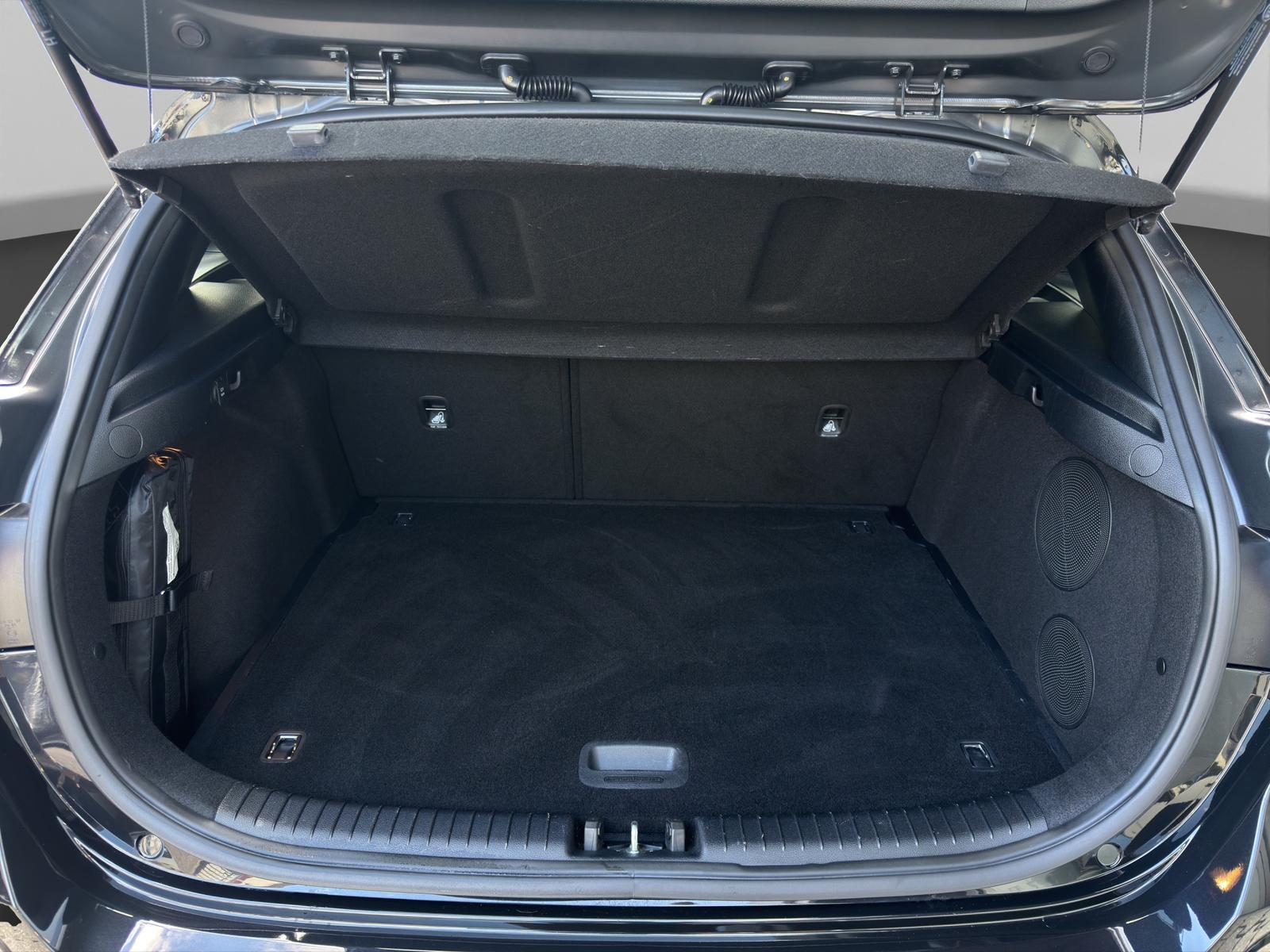 Kia CEED 1.6T GT PANO-DACH+TEIL-LEDER+NAVI+LED-LICHT