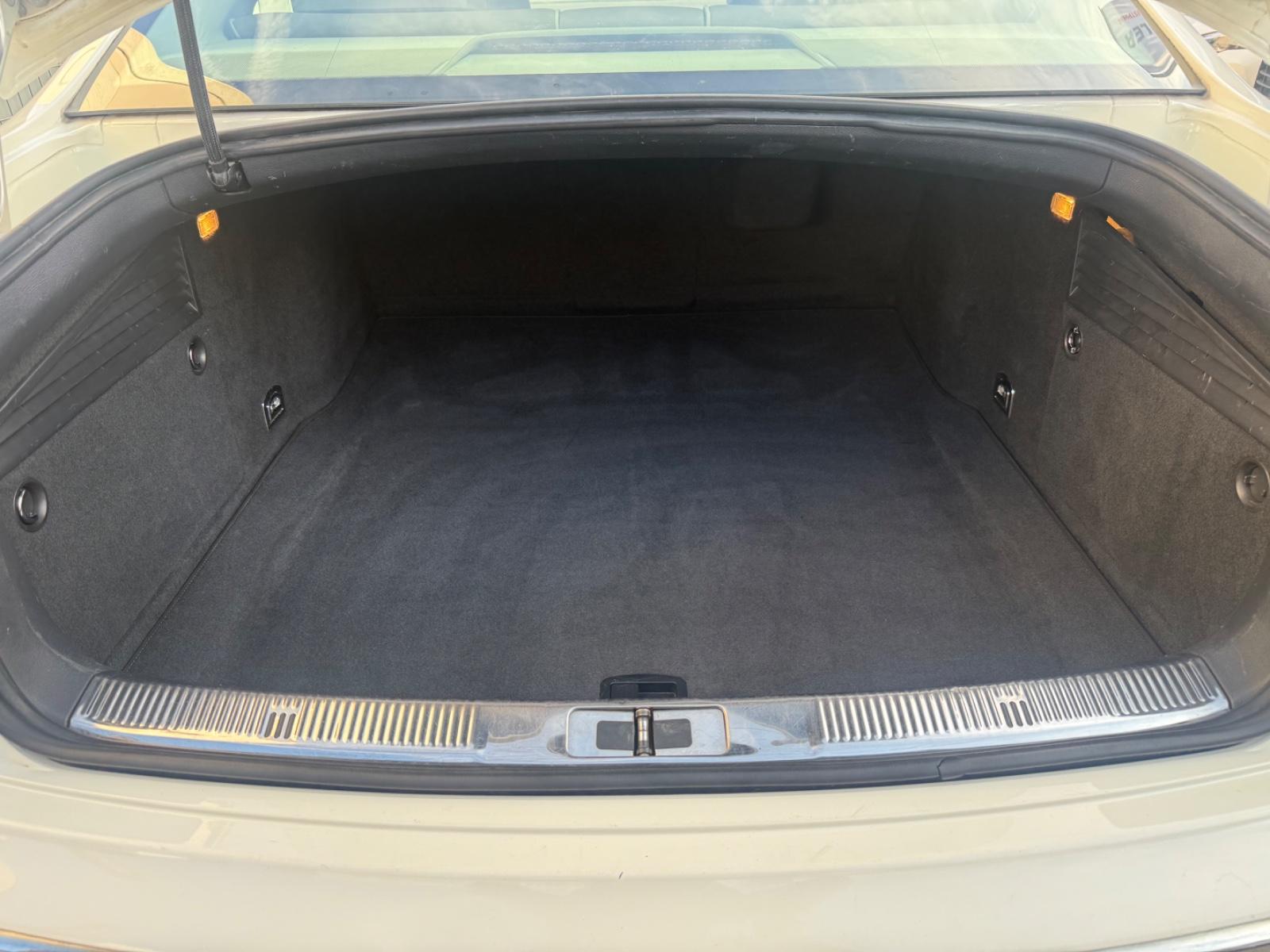 Volkswagen Phaeton V6TDI 4M*2HD*KAM*AUTO*SCHIEB*MASSA+5SITZ