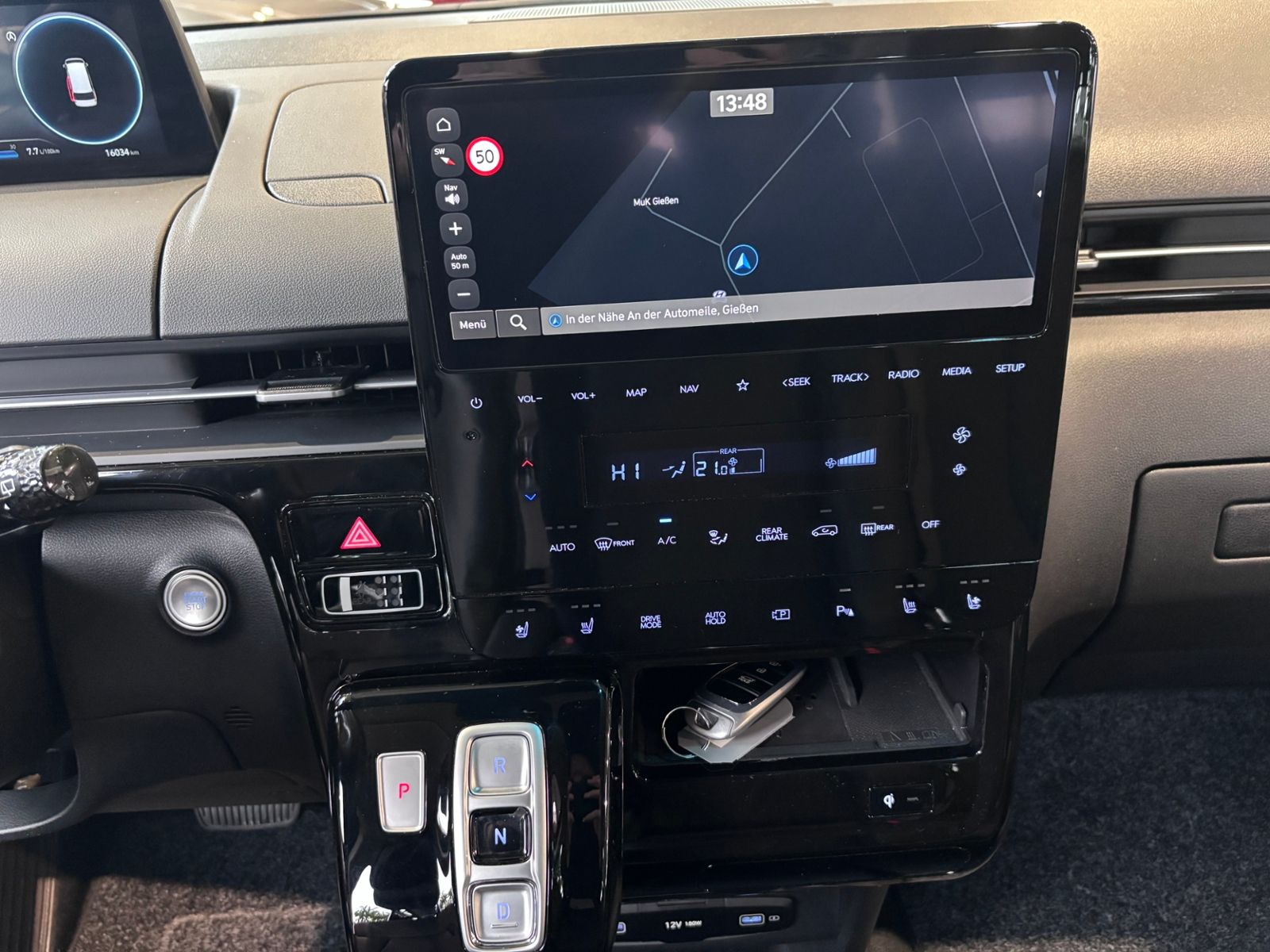 Fahrzeugabbildung Hyundai STARIA Trend 2WD SHZ LED NAVI ALU