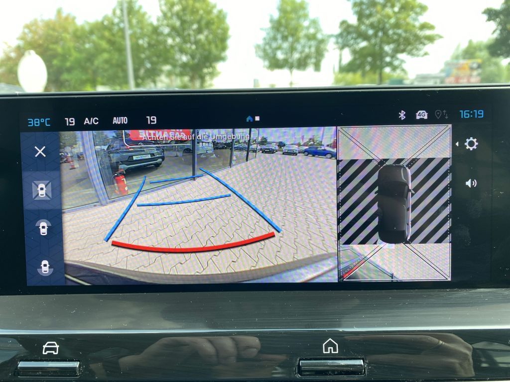 Fahrzeugabbildung Citroën C4 PT 130 S&S *Automatik* MAX *beh. Lenkr*HeadUp