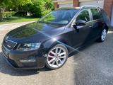 Skoda Octavia 2.0 TDI DSG RS KeyLessGo/Lane Turbo neu - Skoda: Turbo