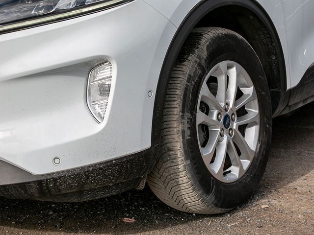 Ford Kuga 2.5 Plug-In Hybrid Titanium X Stauassistent