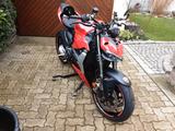 Ducati Streetfighter V2 - DUCATI ST2