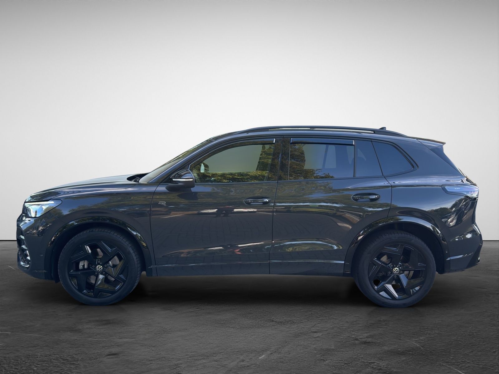 Volkswagen Tiguan 2.0 TDI DSG R-Line Black Style  HeadUp St imagem 3
