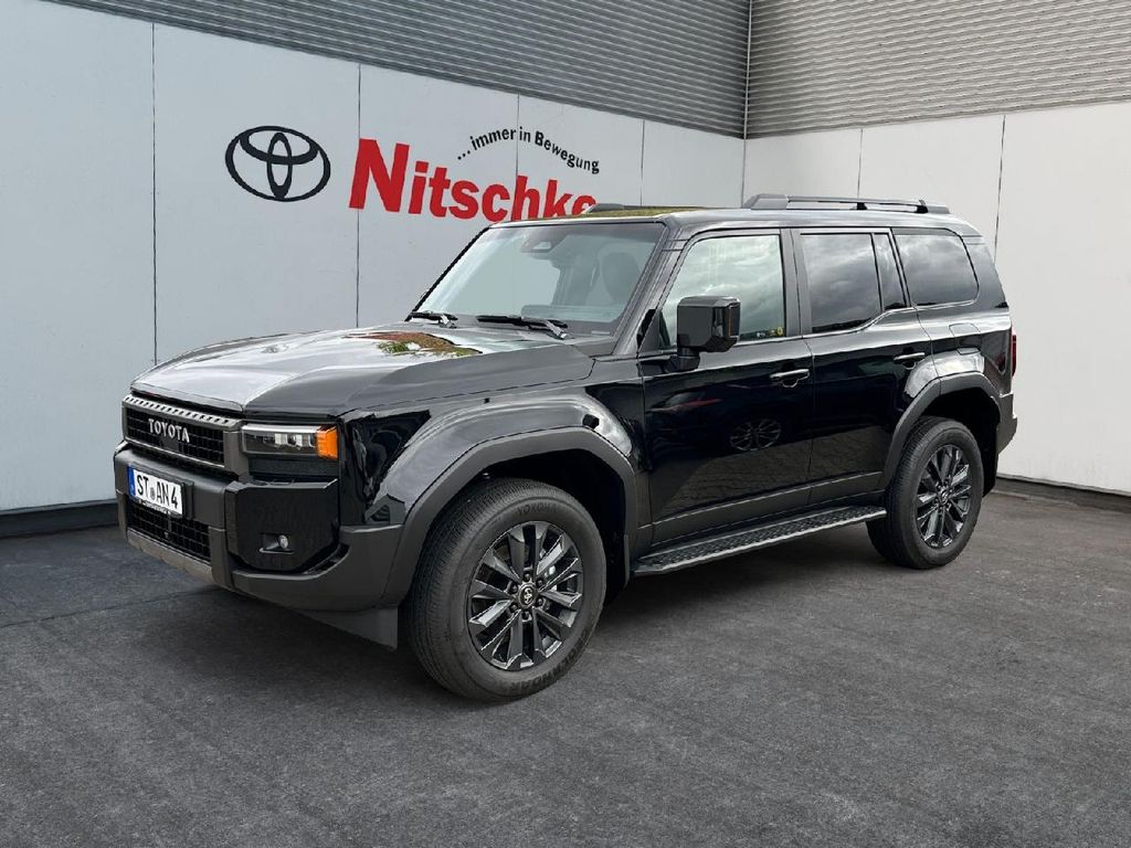 Image of Toyota Land Cruiser