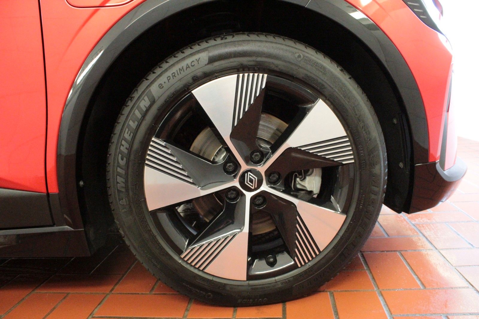 Fahrzeugabbildung Renault Megane E-Tech Electric Equilibre  boost charge