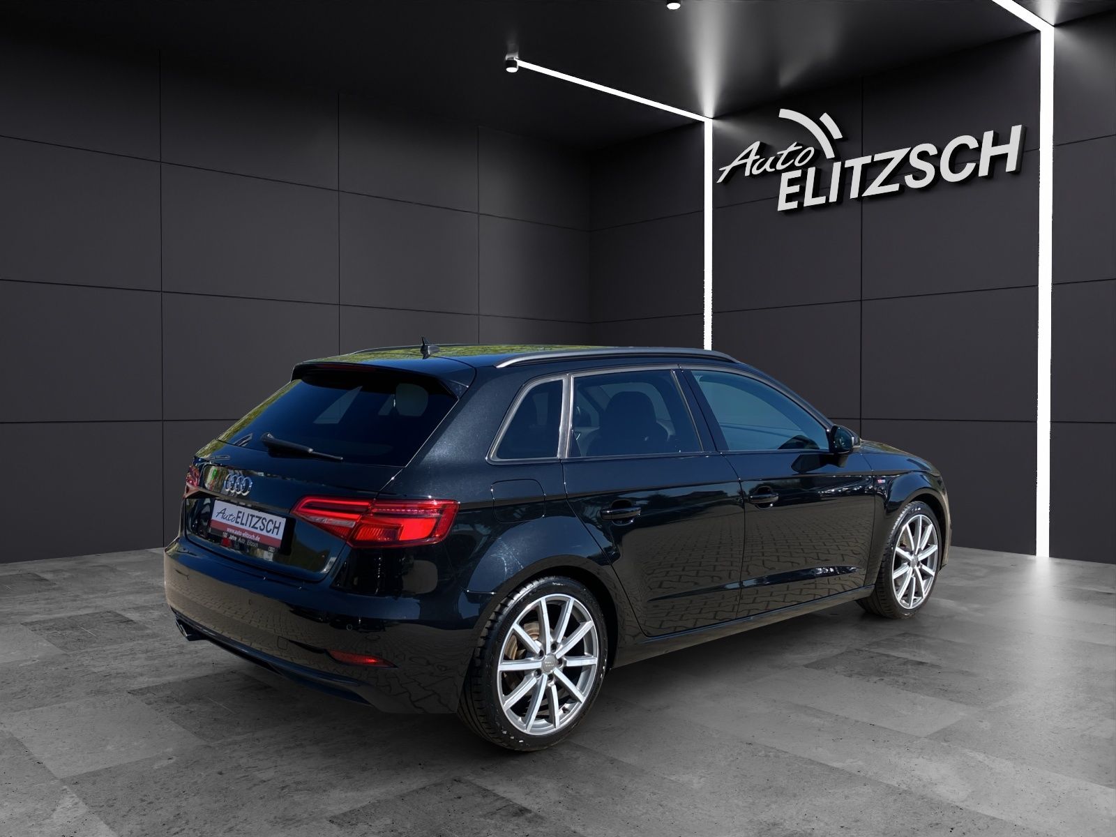 Fahrzeugabbildung Audi A3 Sportback TFSI sport  S-tronic LED NAVI ACC B