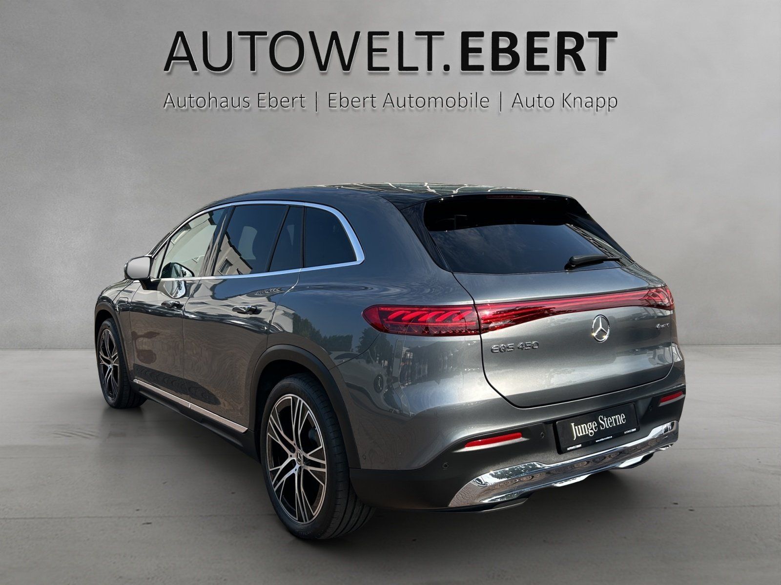 Fahrzeugabbildung Mercedes-Benz EQS 450 4M SUV Premi DISTRO Pano HYPER Sitzklima