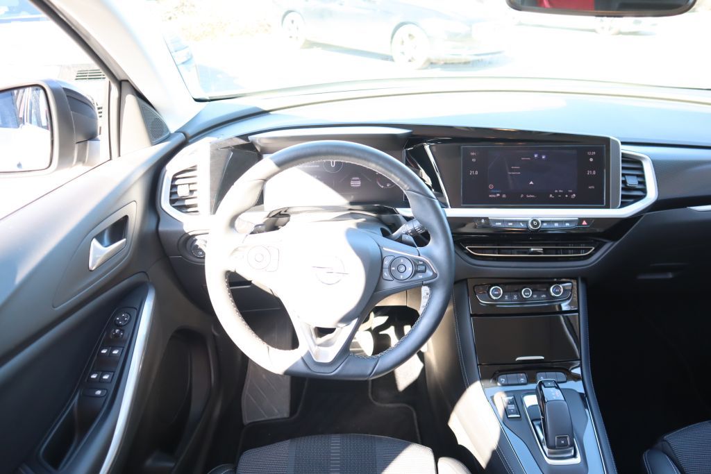 Fahrzeugabbildung Opel Grandland GS 1.2 Turbo Aut.+Pixel LED+Allwetter