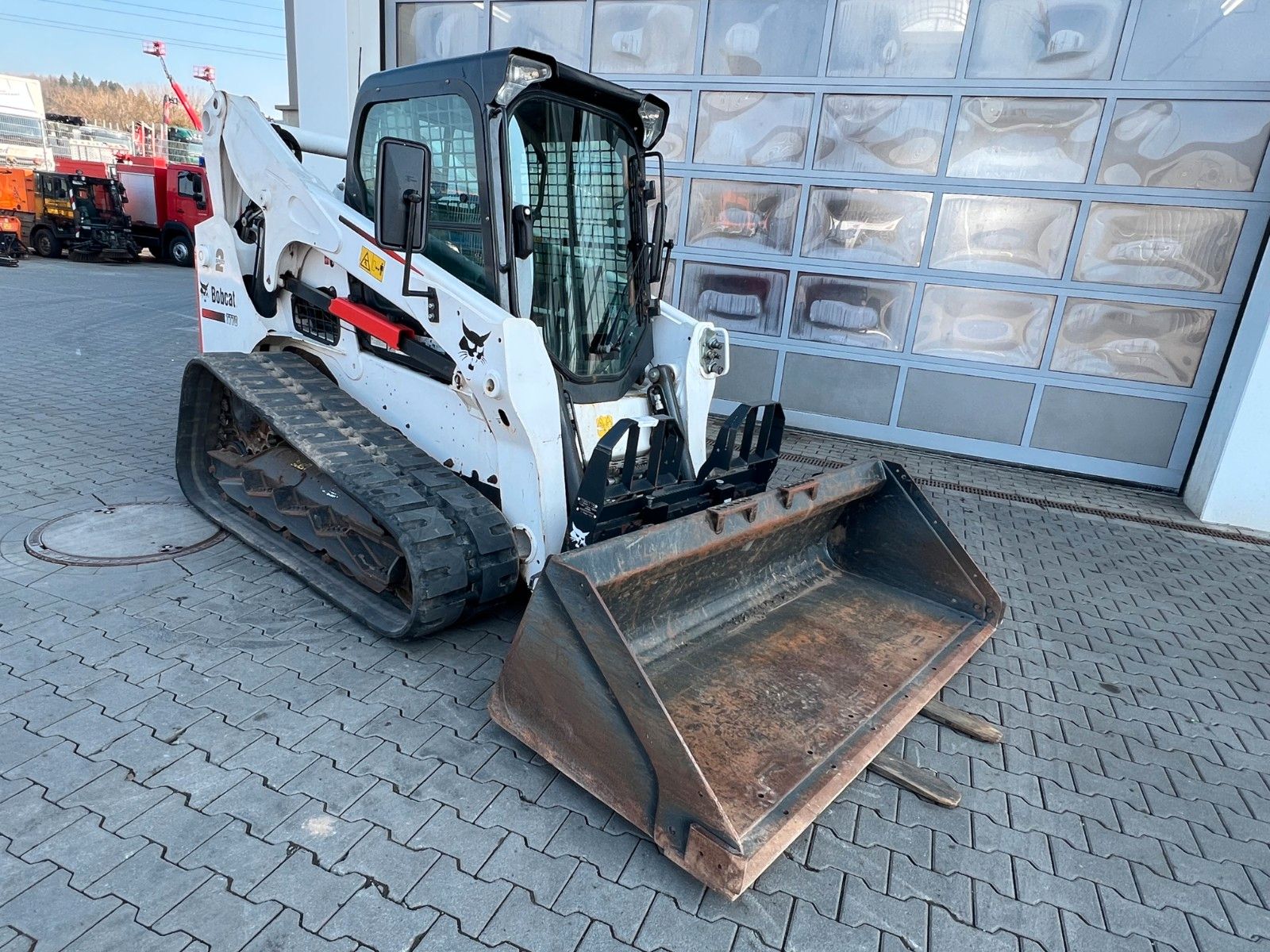 Fahrzeugabbildung Bobcat T770 / 1.793h / Klima / Gabel / Schaufel