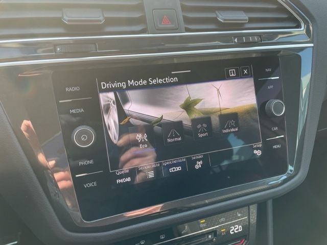 Tiguan 2.0 TDI DSG Active Navi LED AHK Keyless