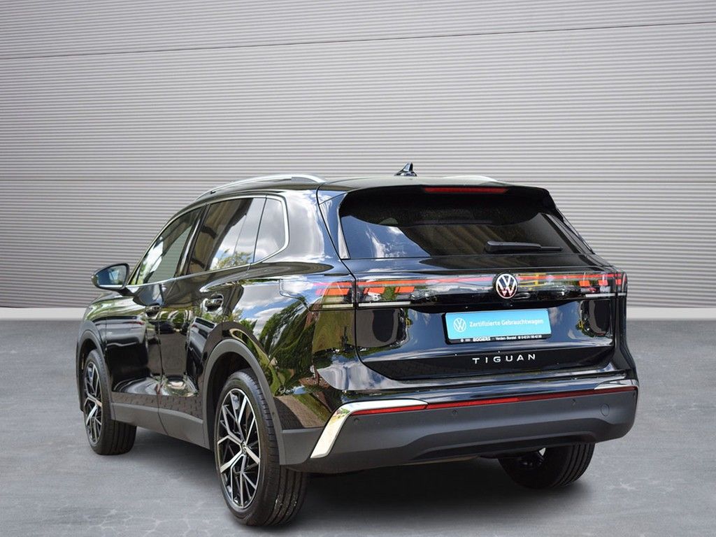 Volkswagen Tiguan TDI 2.0 DSG Elegance Matrix AHK Pano HuD foto 3