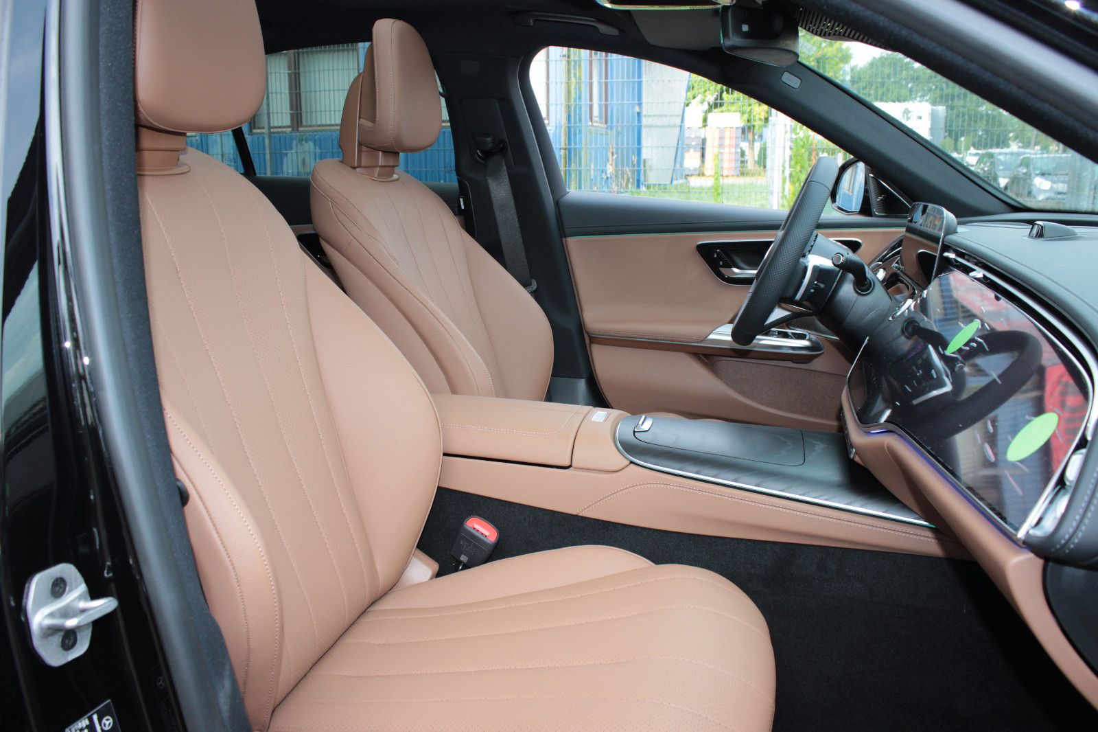 Fahrzeugabbildung Mercedes-Benz E 200 AMG Line Premium Plus*Superscreen**MY24*