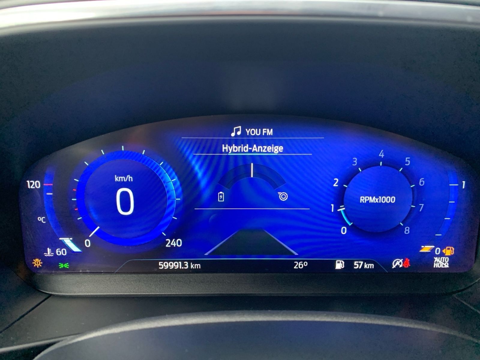 Fahrzeugabbildung Ford Focus Turnier 1.0 EcoBoost Hybrid Titanium X S/S