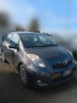 Toyota Yaris 1.4 D-4D DPF 5 porte Sol - Toyota Yaris Sol mit Diesel-Antrieb