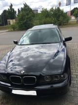 BMW 525i A -