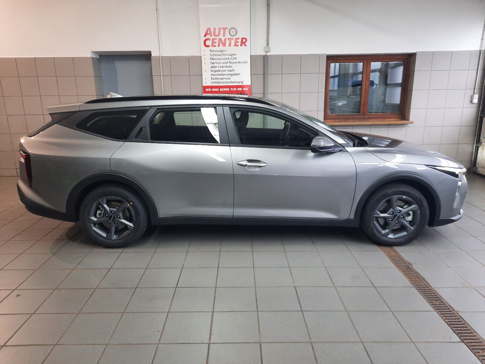 Kia K4 1.6 T-GDI 110 kW DCT Spin Sportswagon imagem 2