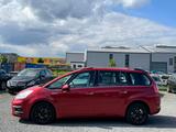 Citroën Grand C4 Picasso Selection - rote Citroën Grand C4 Picasso / SpaceTourer