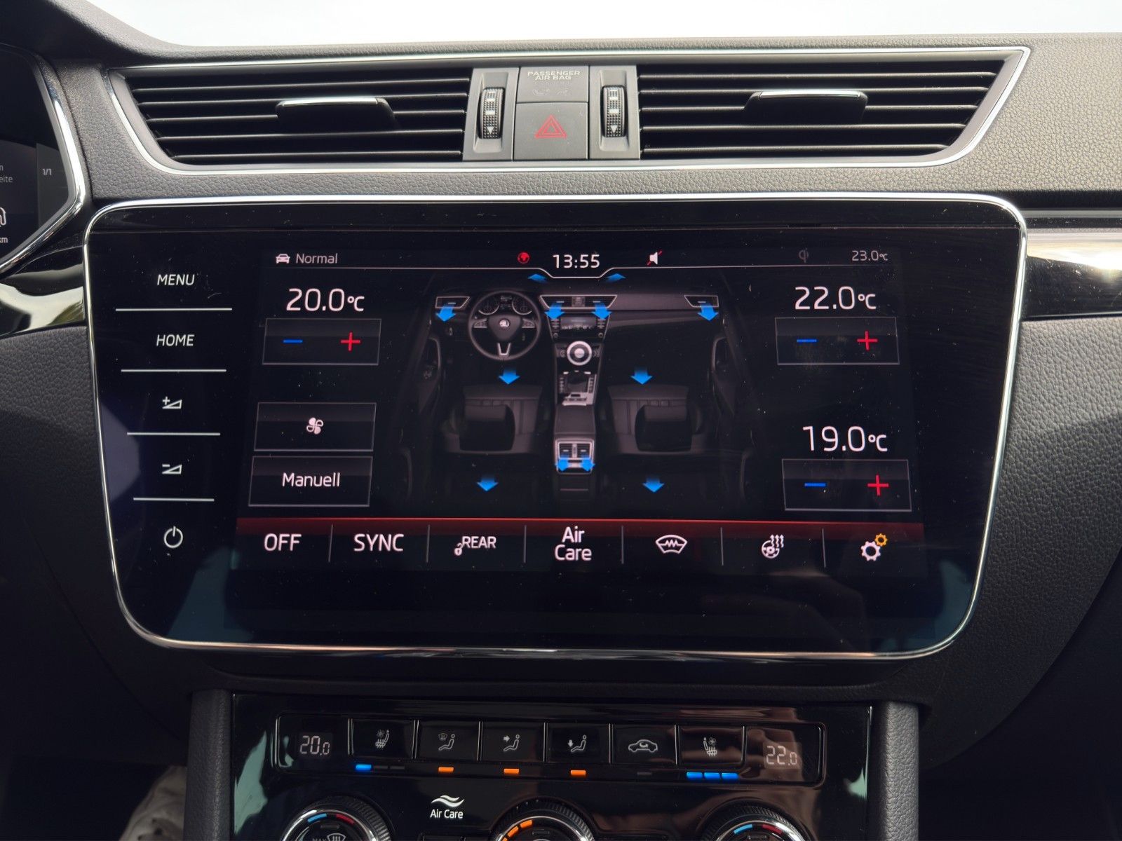 Fahrzeugabbildung SKODA Superb L&K 4x4*Pano*ACC*Kamera*Massage*Virt.Cock