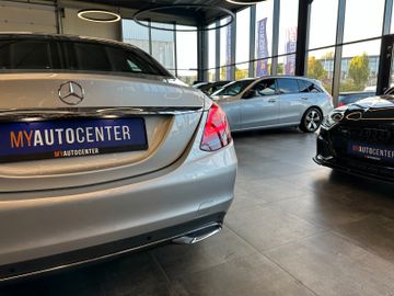 Mercedes-Benz C 200 *Service 426*LED*TEMPO*PDC*2-ZONEN*SPUR*