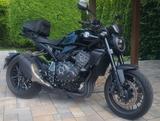 Honda CB1000R SC80 Black Edition Quickshifter  - Honda Motorräder in Magdeburg