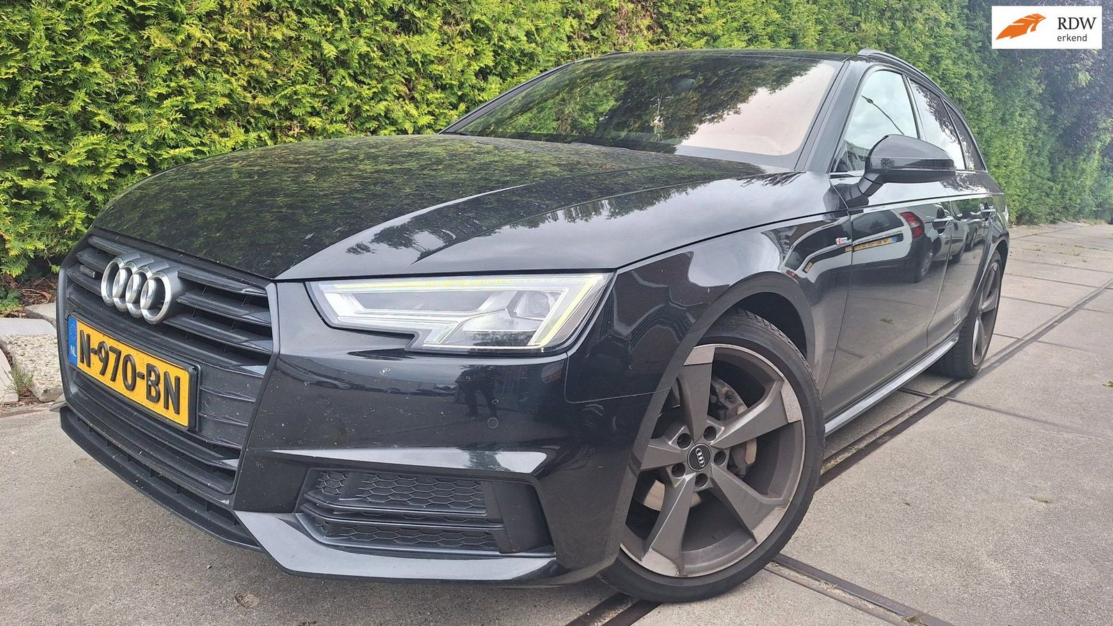 AUDI A4 Avant 2.0 TDI ultra Design Pro Line Plus quat