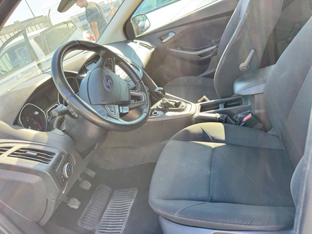 Ford Focus - Bild 3