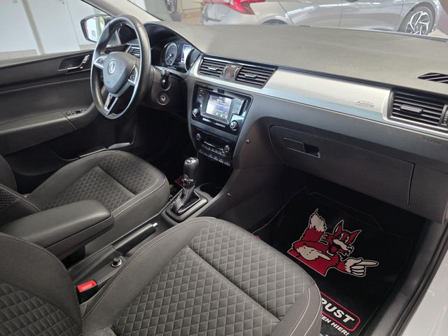 SKODA Rapid — Foto 21
