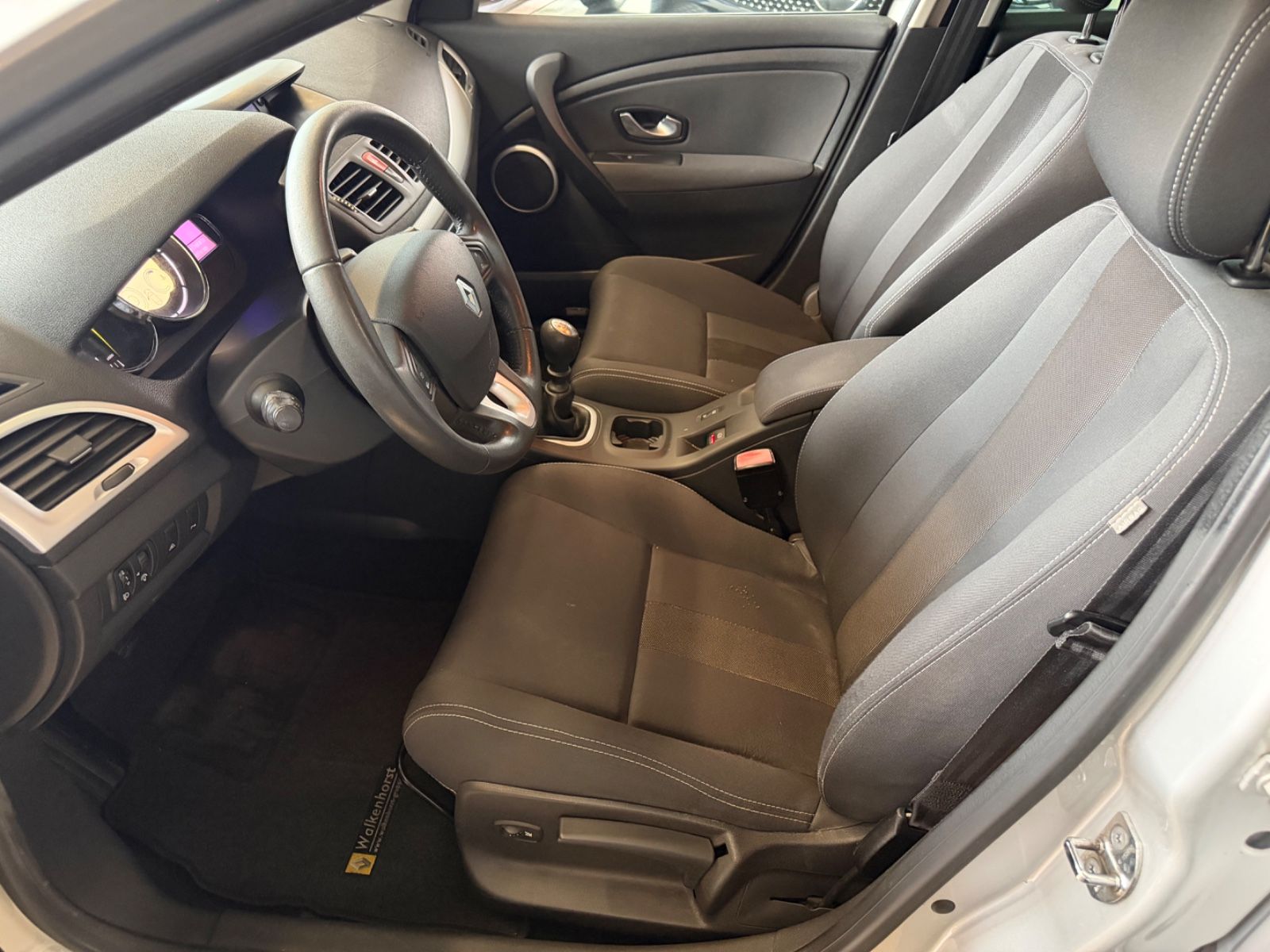 Fahrzeugabbildung Renault Megane III Grandtour Dynamique