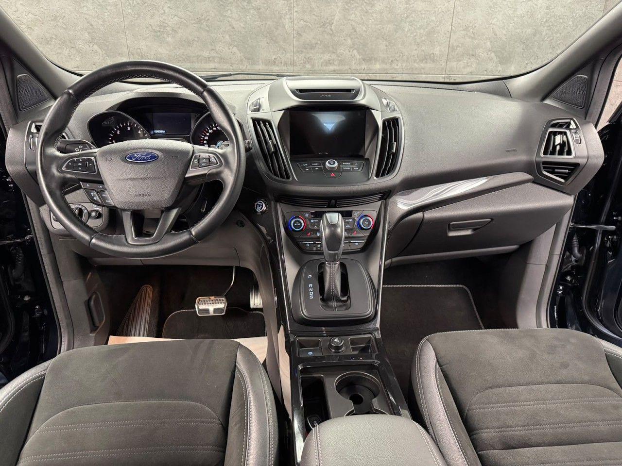 Ford Kuga 2.0 TDCi ST-Line AWD Aut*Navi*Bi-Xenon*AHK