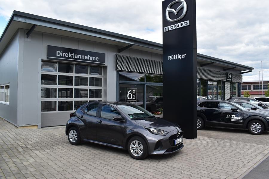 Mazda 2 Hybrid ´´Center-Line``