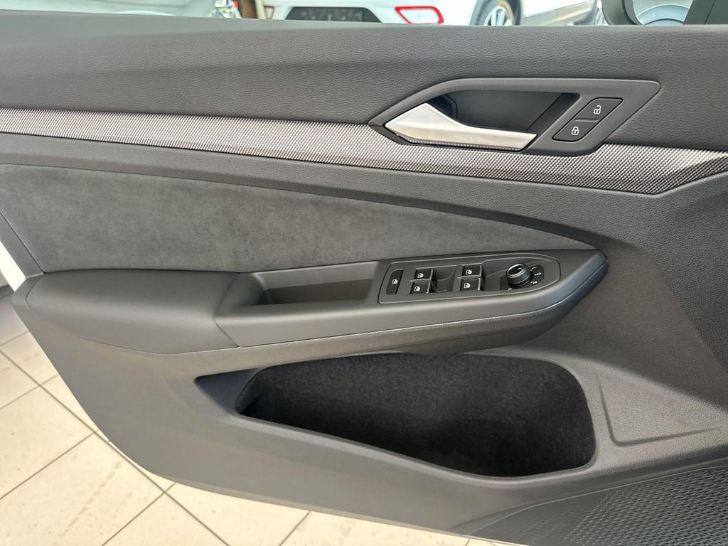 Volkswagen Golf VIII 1.5TSI R-Line HaKardon RKam Navi ACC, миниатюра 16