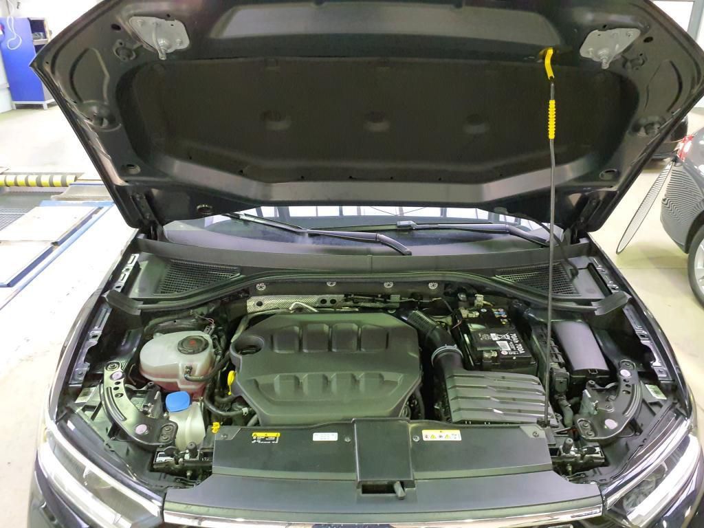 Volkswagen T-Roc R 4M 2.0 TSI 221kW DSG AHK*RFK*PDC*Tempo
