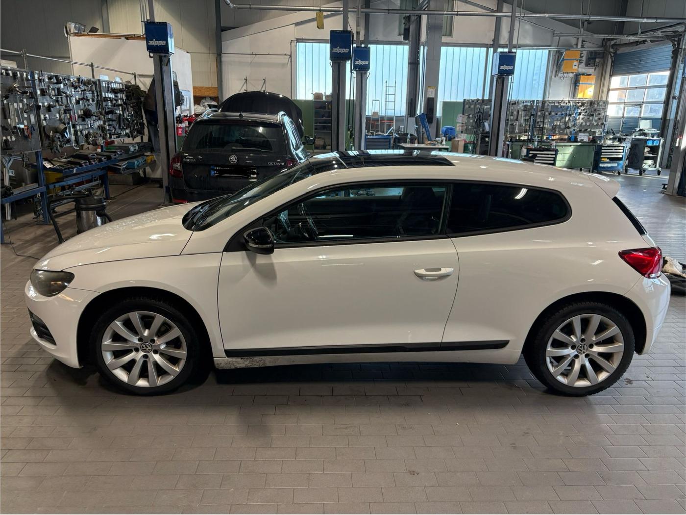 Volkswagen Scirocco 1.4 TSI SHZ 2xKlima Akustikglas LM SD