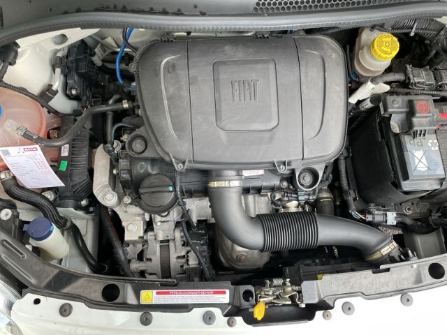 Fahrzeugabbildung Fiat 500C 1.0 Mild Hybrid RockStar Navi, DAB, Tempoma