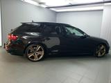 Audi RS4 Avant qu. RS-Sportabgas/AHK/LED/Navi - gebrauchte Audi RS4 aus dem Jahr 2021