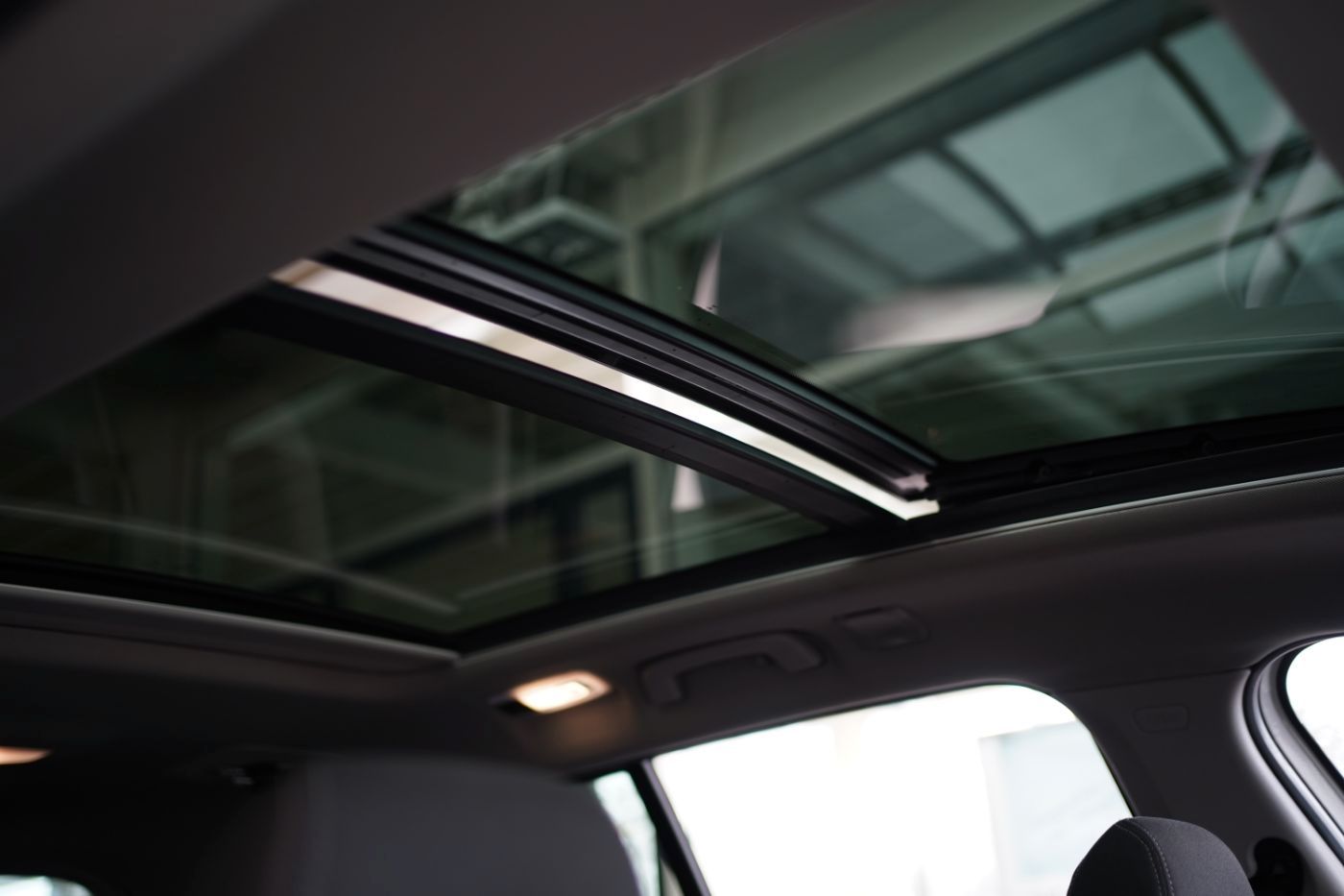 Fahrzeugabbildung BMW 216d Gran Tourer +Driving Assist+Parkassist+AHK+