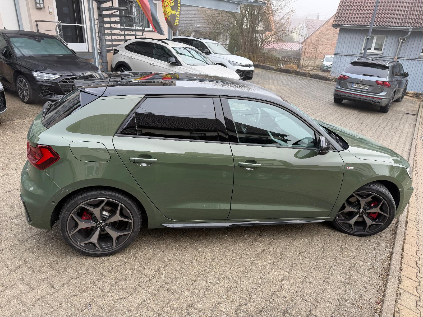 Audi A1 Sportback 40 TFSI S line, S line Plus, VOLL!!